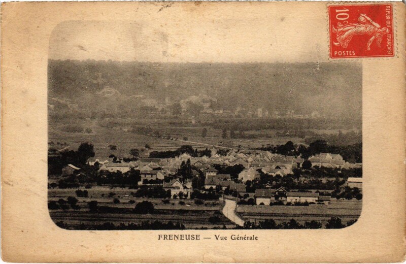 Carte postale ancienne Freneuse Vue Generale à Freneuse
