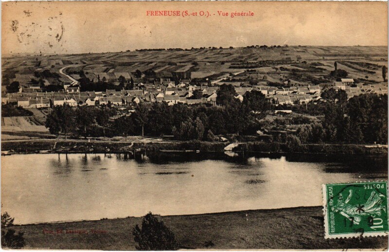 Carte postale ancienne Freneuse Vue Generale à Freneuse