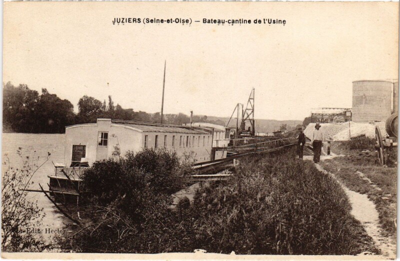 Carte postale ancienne Juziers Bateau-Cantine de l'Usine à Juziers