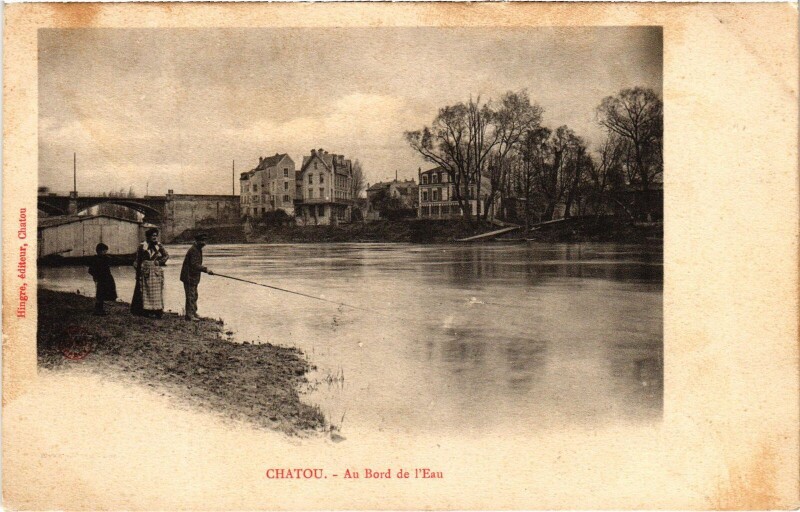Carte postale ancienne Chatou Au Bord de l'Eau à Chatou