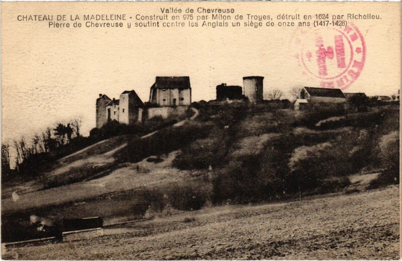 Carte postale ancienne Chevreuse Chateau de la Madeleine à Chevreuse