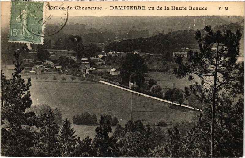 Carte postale ancienne Dampierre Vu de la Haute Beauce