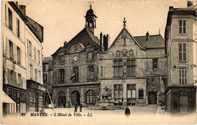 Carte postale ancienne Mantes-la-Jolie Hotel de Ville à Mantes-la-Jolie