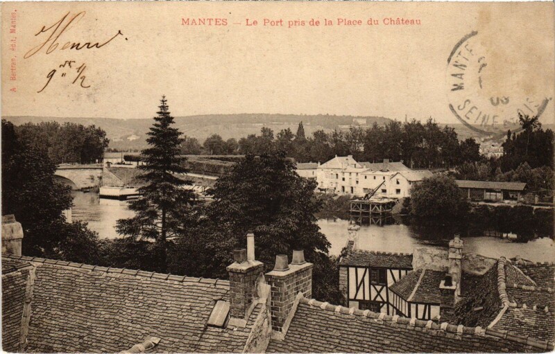 Carte postale ancienne Mantes-la-Jolie Le Port pris de la Place du Chateau à Mantes-la-Jolie