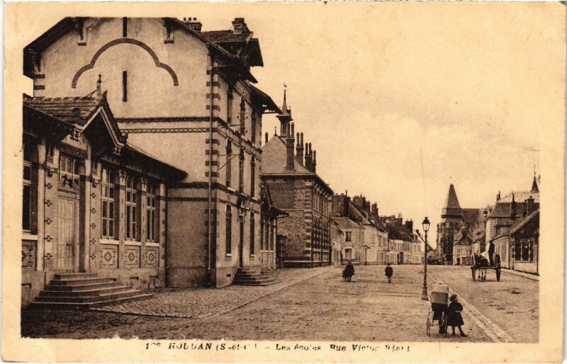 Carte postale ancienne Houdan Les Scoles à Houdan