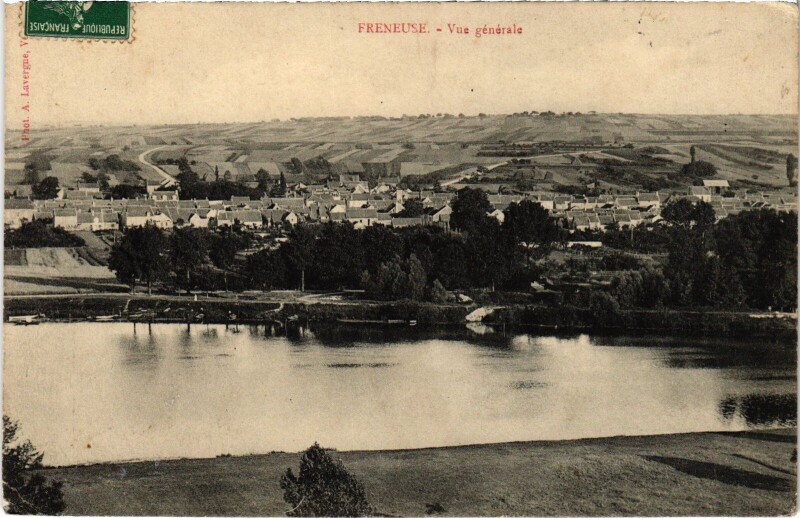 Carte postale ancienne Freneuse Vue Generale à Freneuse
