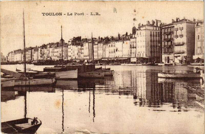 Carte postale ancienne Toulon Le Port à Toulon