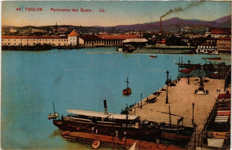Carte postale ancienne Toulon Panorama des Quais à Toulon