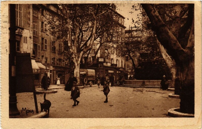 Carte postale ancienne Toulon La Place Puget à Toulon