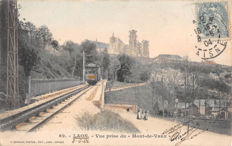Carte postale ancienne Laon - Vue Prise Du Mont De Vaux - Train - Cremaillere