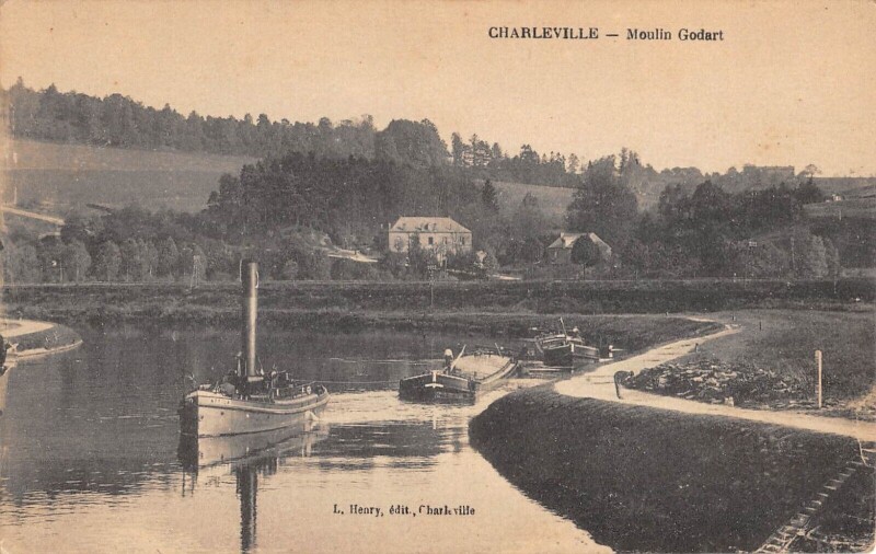 Carte postale ancienne Charleville - Moulin Godart
