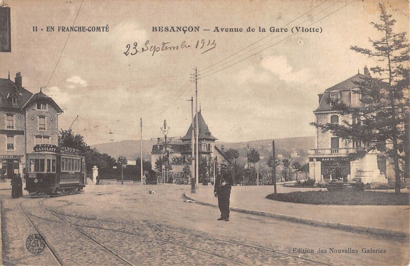 Carte postale ancienne Besancon - Avenue De La Gare Viotte - Tramay