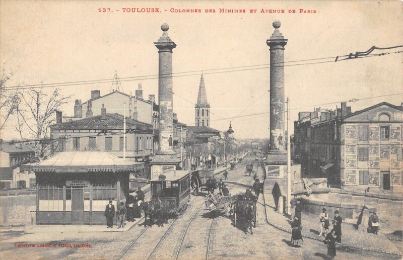 Carte postale ancienne Toulouse - Colonnes Des Minimes Et Avenue De Paris à Toulouse