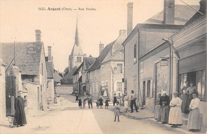 Carte postale ancienne En Berry - Argent - Rue Hoche