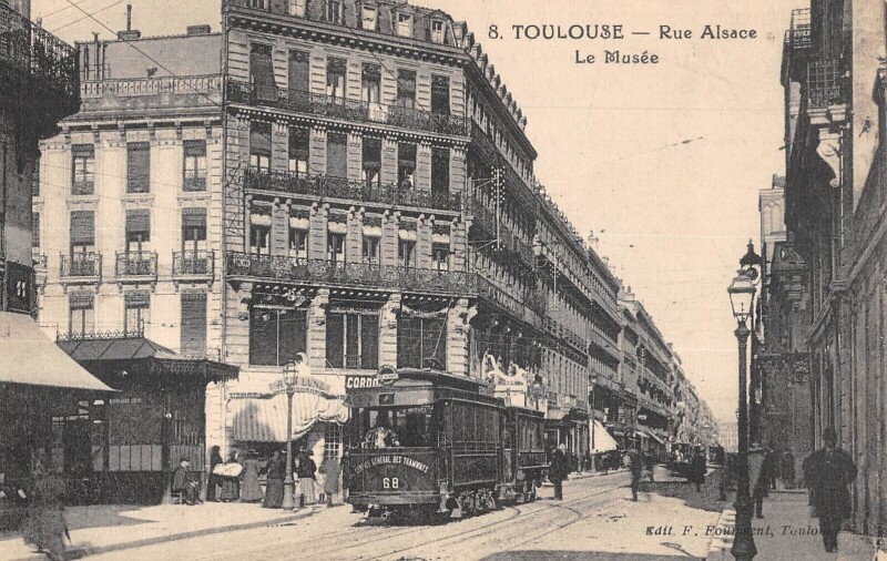 Carte postale ancienne Toulouse - Rue Alsace - Le Musee - Tramway à Toulouse