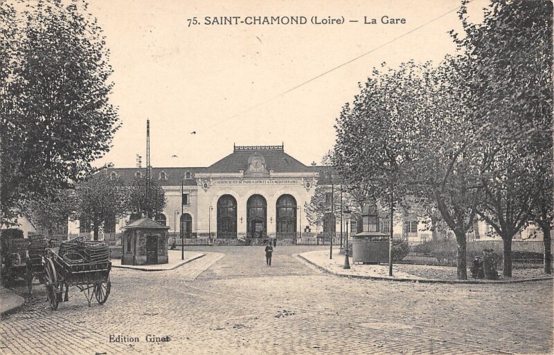 Carte postale ancienne Saint Chamond - La Gare à Saint-Chamond