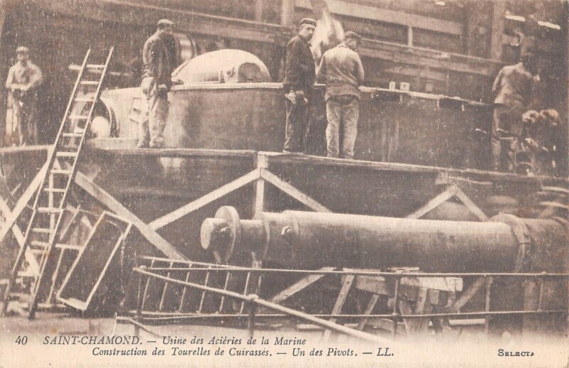 Carte postale ancienne Saint Chamond - Usine Des Acieries De La Marine - Construction Des Tourel à Saint-Chamond