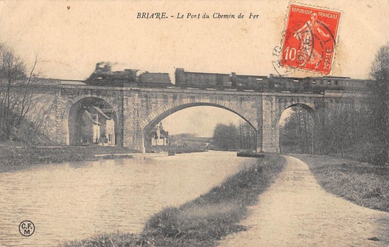 Carte postale ancienne Briare - Le Pont Du Chemin De Fer - Train à Briare
