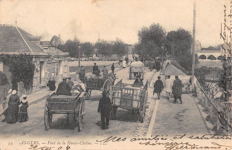 Carte postale ancienne Angers - Pont De La Haute Chaine à Angers