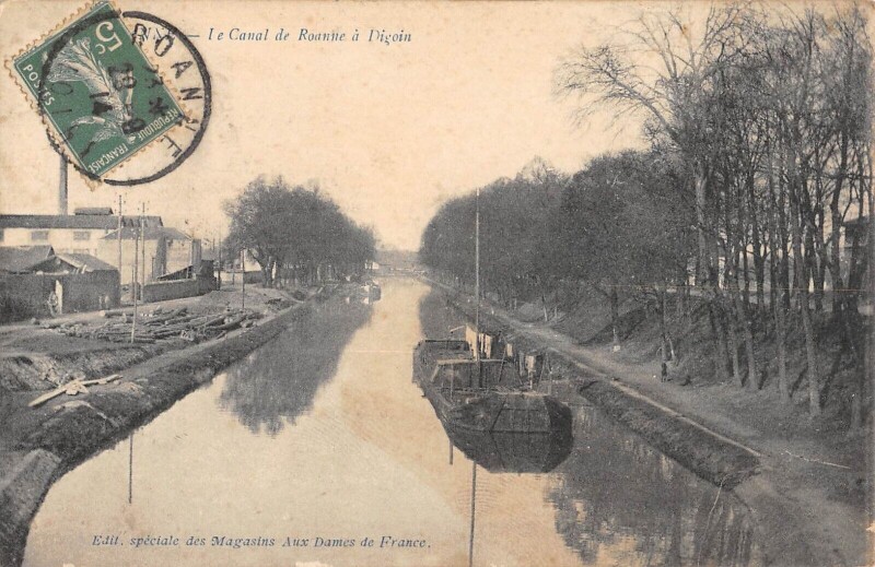 Carte postale ancienne Roanne - Le Canal De Roanne A Digoin à Roanne