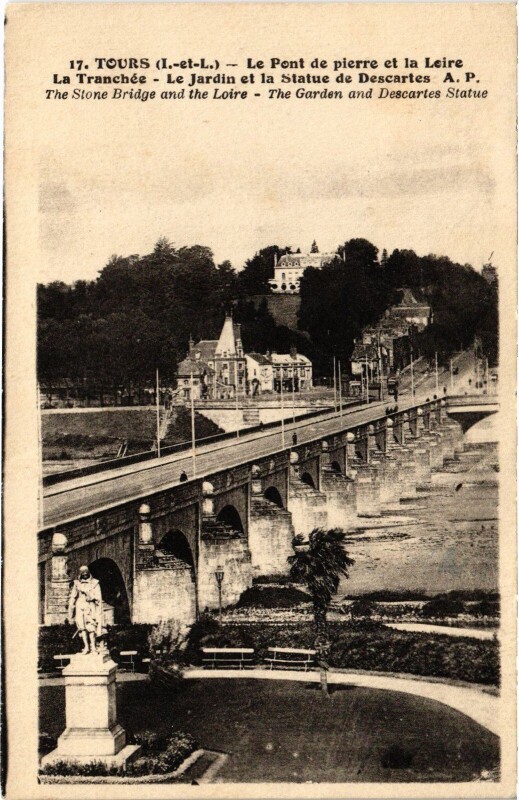 Carte postale ancienne Tours Pont de Pierre à Tours