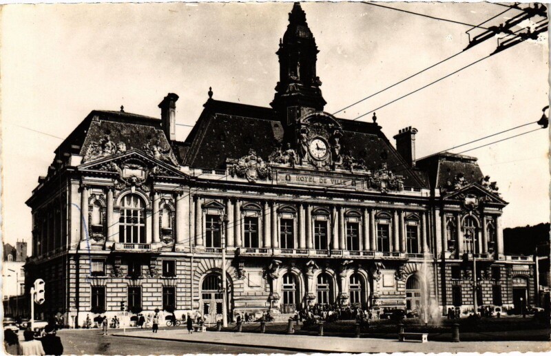 Carte postale ancienne Tours Hotel de Ville à Tours