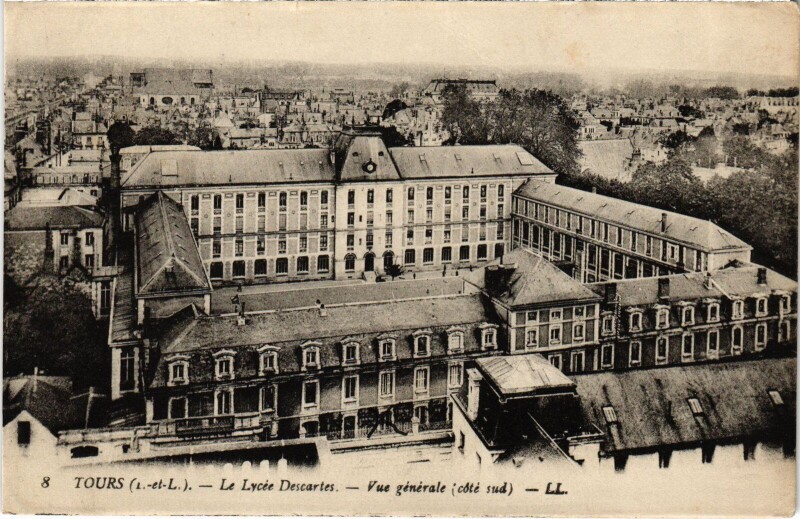 Carte postale ancienne Tours Lycee Descartes vue generale à Descartes