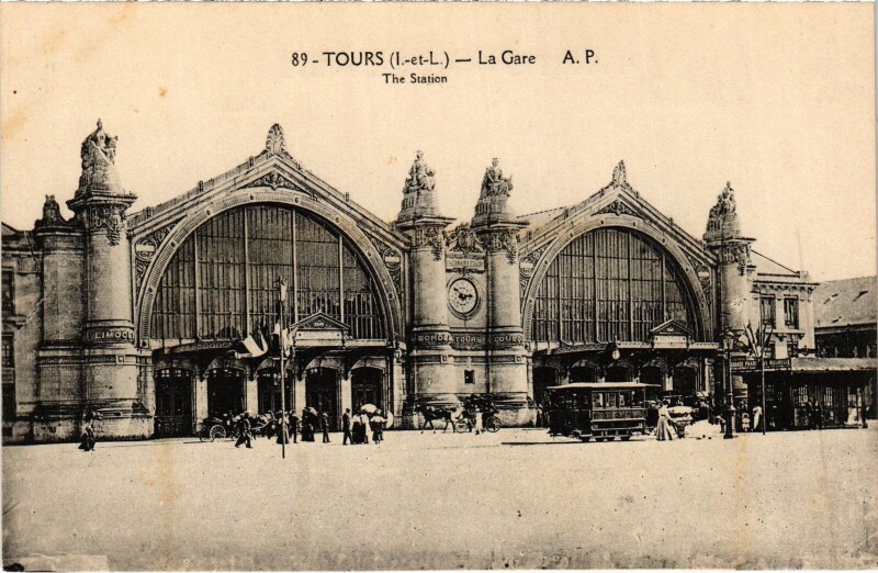 Carte postale ancienne Tours La Gare à Tours