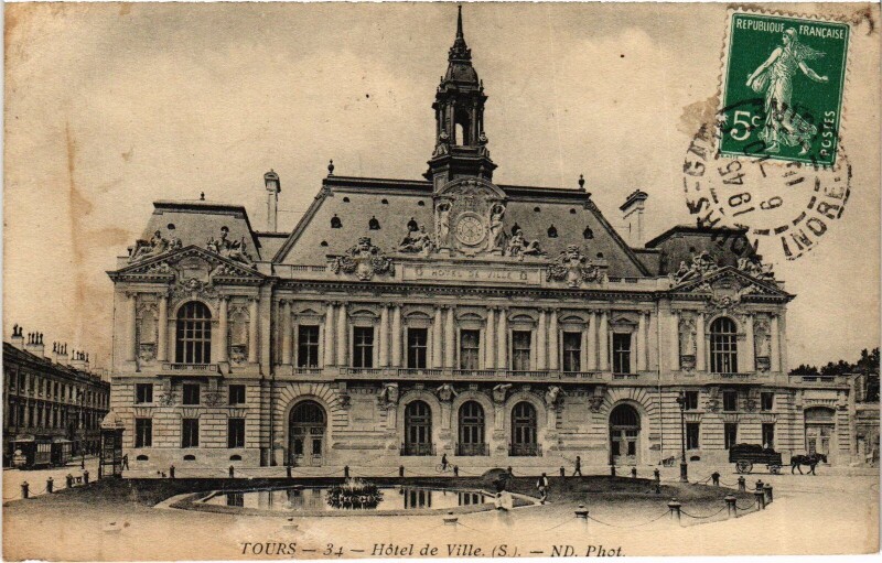 Carte postale ancienne Tours Hotel de Ville à Tours