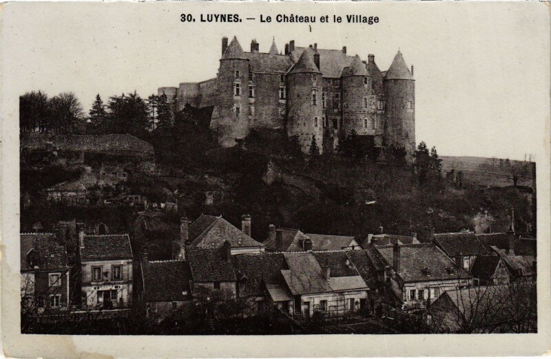 Carte postale ancienne Luynes Le Chateau et le village à Luynes