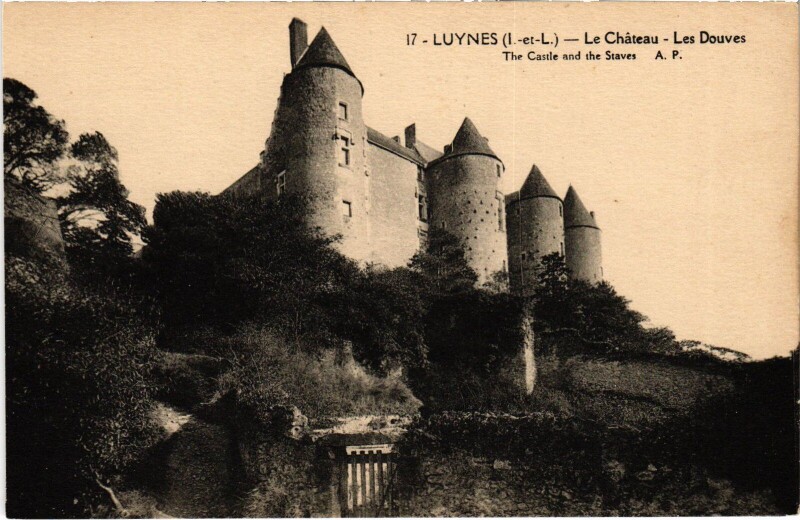 Carte postale ancienne Luynes Le Chateau à Luynes
