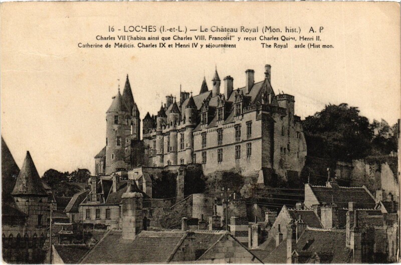 Carte postale ancienne Loches Chateau Royal à Loches
