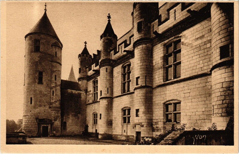Carte postale ancienne Loches Le Chateau à Loches