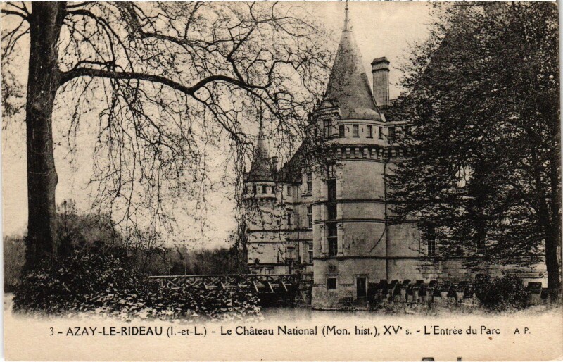Carte postale ancienne Azay le Rideau Chateau National à Azay-le-Rideau