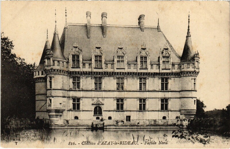 Carte postale ancienne Azay le Rideau Le Chateau à Azay-le-Rideau