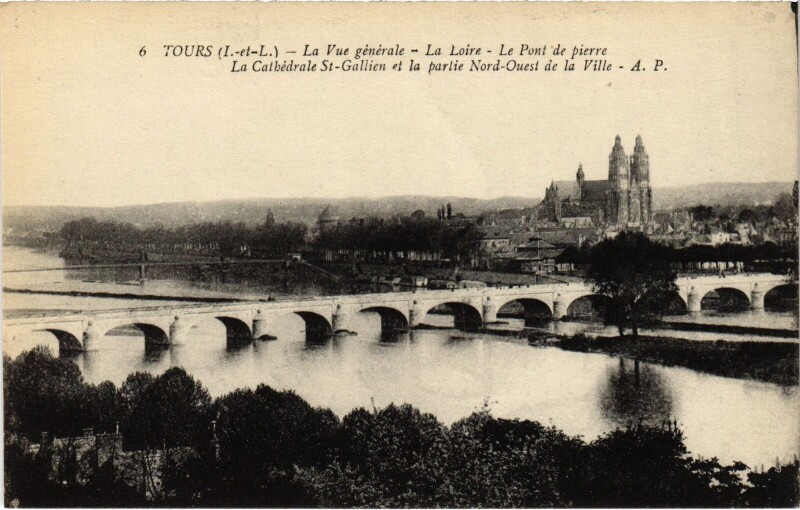 Carte postale ancienne Tours vue generale à Tours