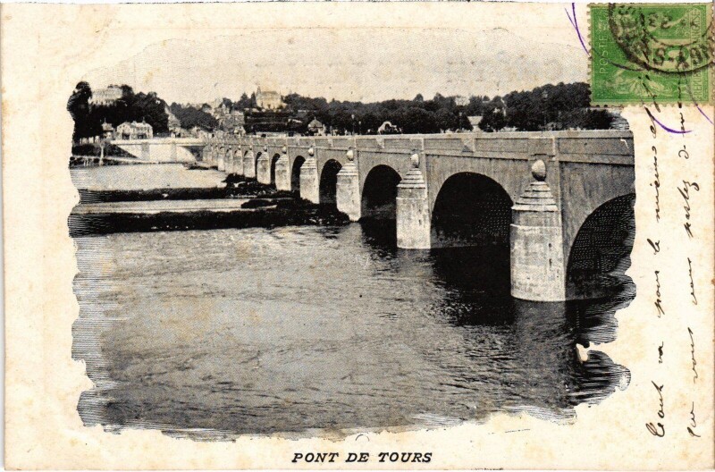Carte postale ancienne Tours Le Pont à Tours
