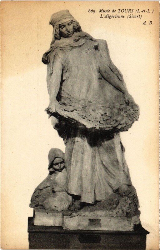 Carte postale ancienne Tours Le Musee l'Algerienne à Tours