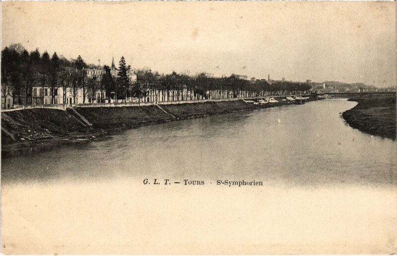 Carte postale ancienne Tours Saint-Symphorien à Tours
