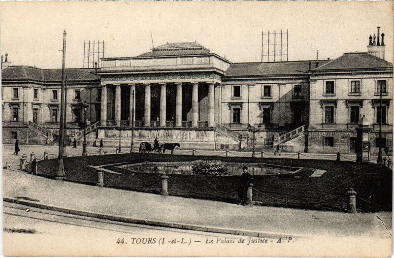 Carte postale ancienne Tours Palais de Justice à Tours