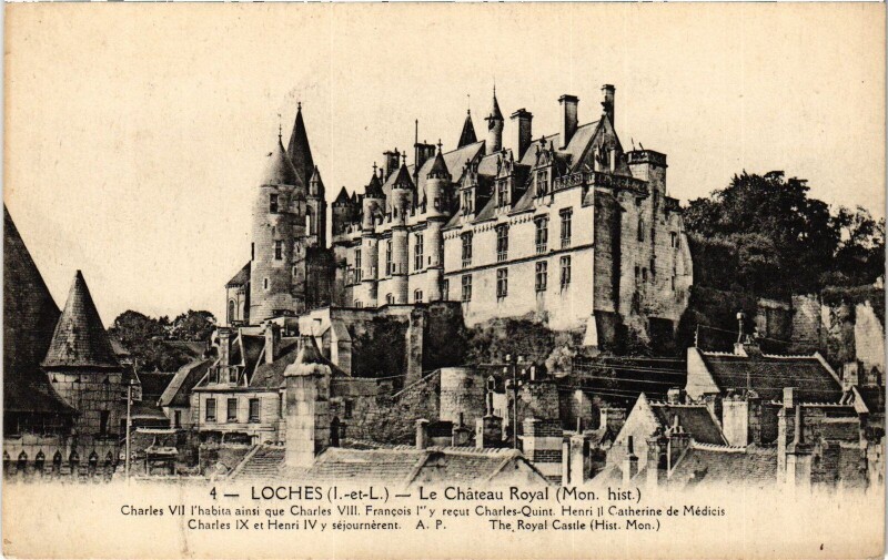 Carte postale ancienne Loches Chateau Royal à Loches
