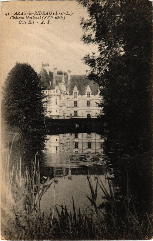 Carte postale ancienne Azay le Rideau Chateau National à Azay-le-Rideau