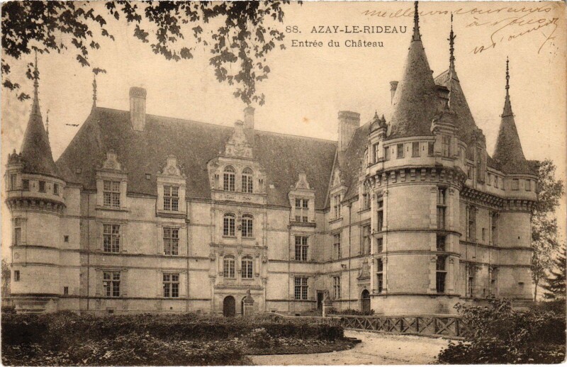 Carte postale ancienne Azay le Rideau Entree du Chateau à Azay-le-Rideau