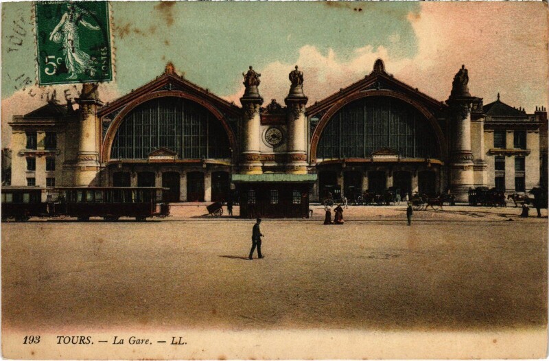 Carte postale ancienne Tours La Gare à Tours