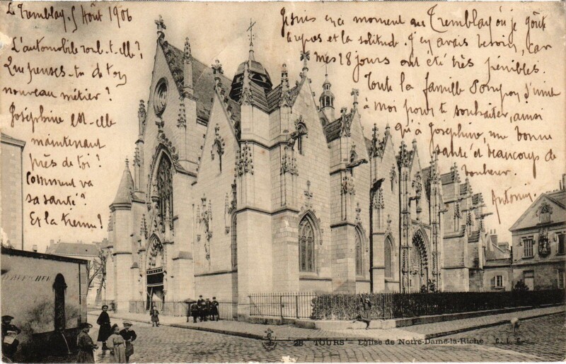 Carte postale ancienne Tours Eglise N.-D. Lariche à Tours
