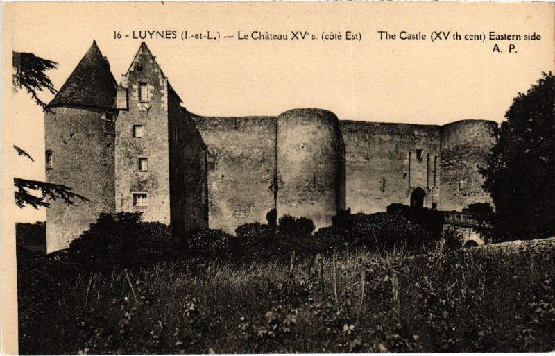 Carte postale ancienne Luynes Le Chateau à Luynes