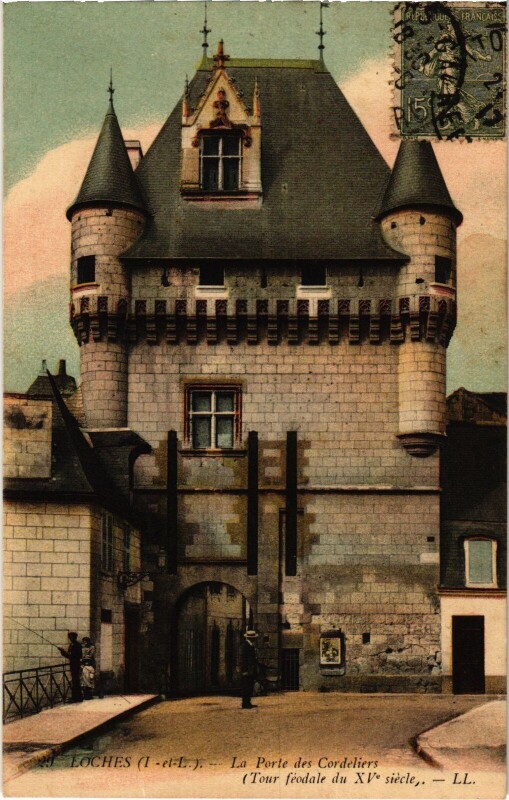 Carte postale ancienne Loches Porte des Cordeliers à Loches