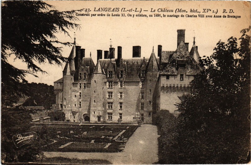 Carte postale ancienne Langeais Le Chateau à Langeais