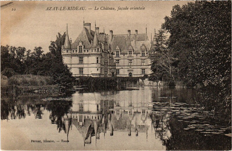 Carte postale ancienne Azay le Rideau Le Chateau à Azay-le-Rideau