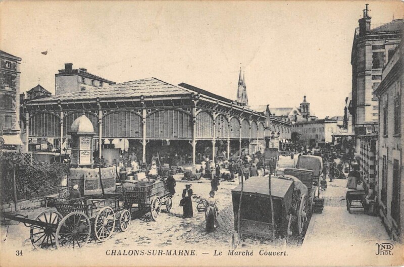 Carte postale ancienne Chalons Sur Marne - Le Marche Couvert
